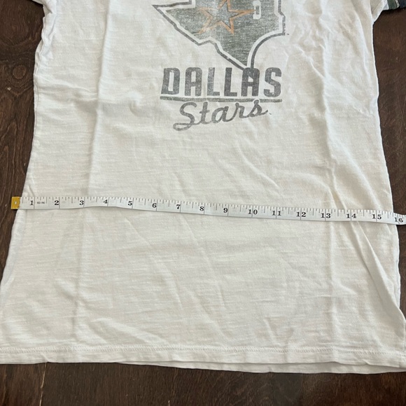 Women’s medium Banner 47 Dallas Stars shirt - Picture 4 of 5